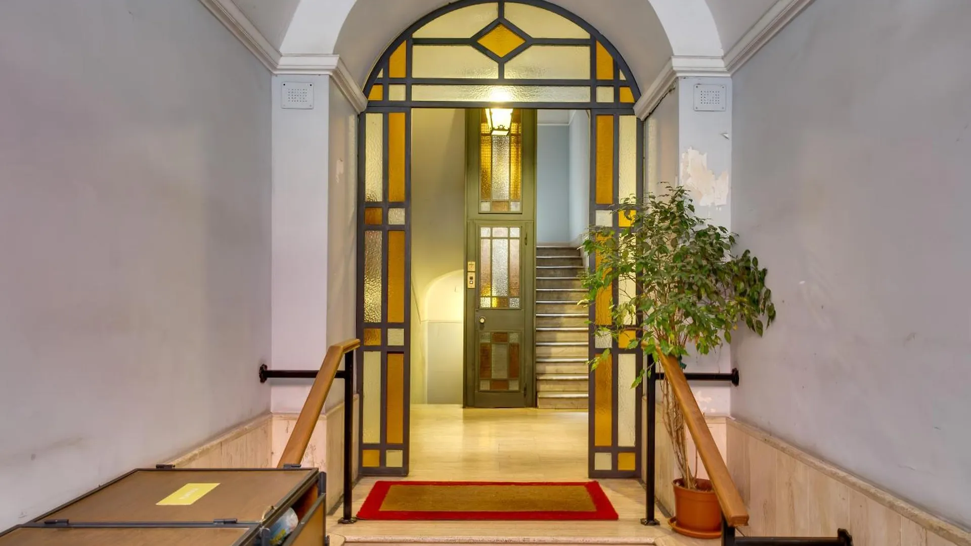 Domus Palermo Apartment Rome Italy
